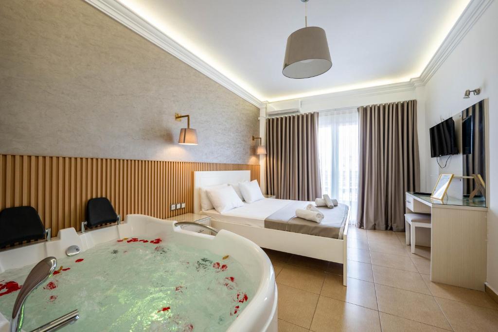 Deluxe Jacuzzi Room